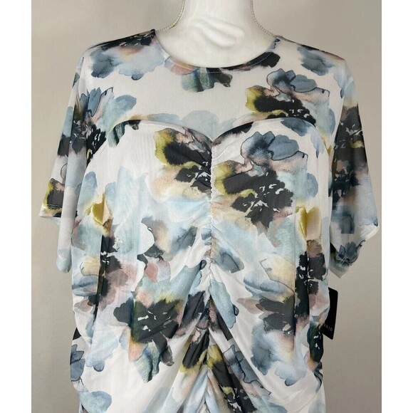 Torrid Stretch Mesh Crew Neck Ruched Top Floral Plus Size 4X (26) - Picture 9 of 13
